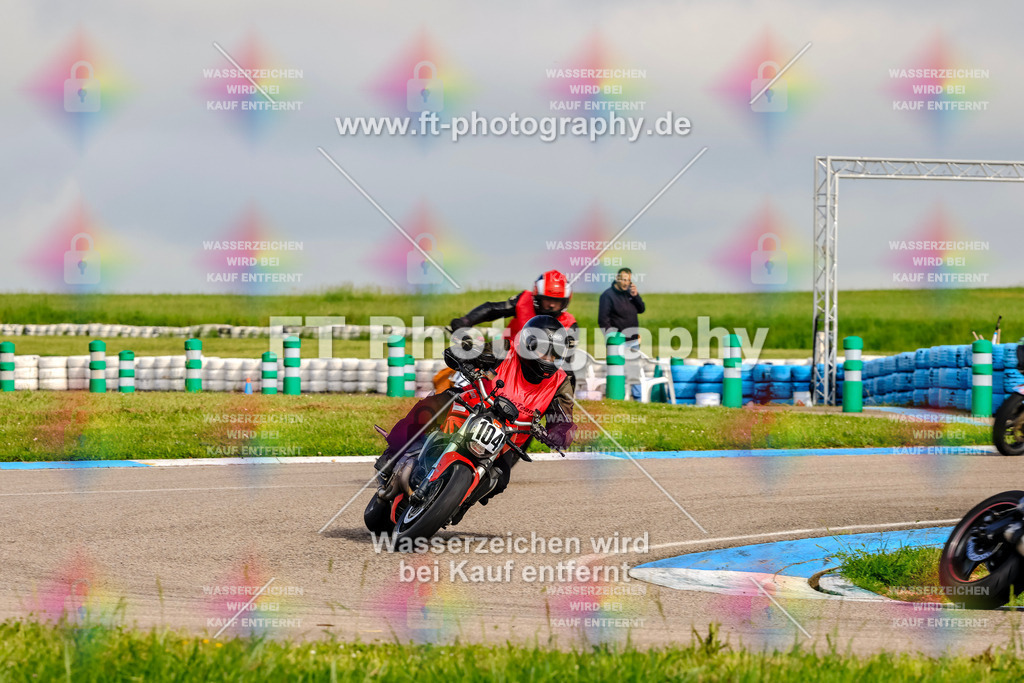 MotoTeam-8402 | Hier findet Ihr Bilder von Touristenfahrten auf der Nürburgring Nordschleife oder von anderen Veranstaltungen die ich besucht habe. Viel Spass beim Durch Schauen 