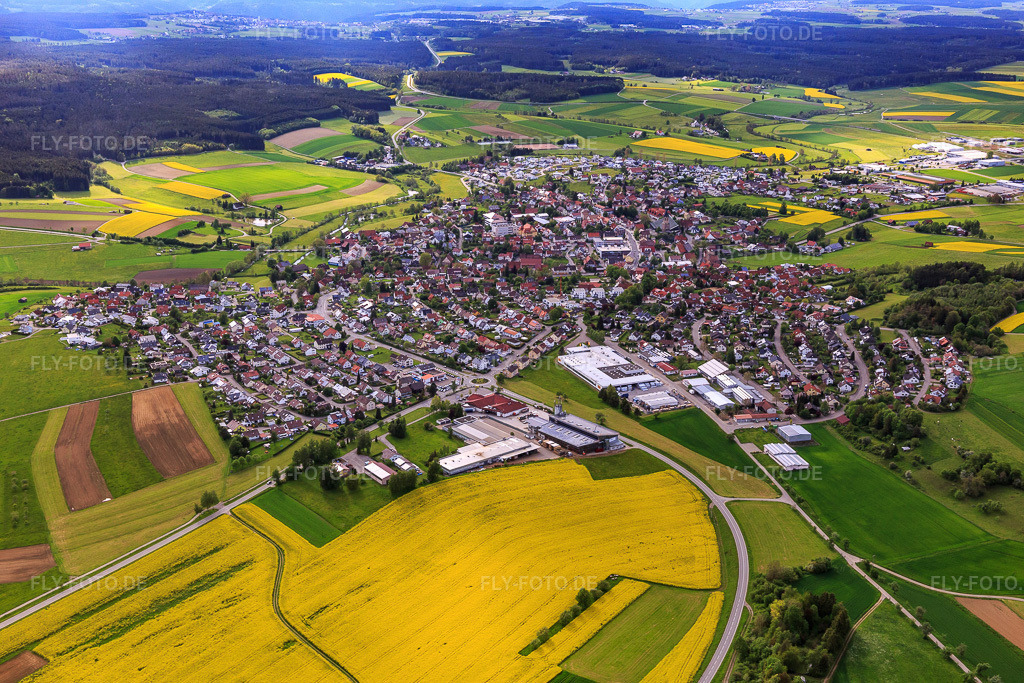 Luftbild: Ortsansicht aus Südwesten in Dunningen im Bundesland Baden-Württemberg in Deutschland. Foto: IMG_114598.jpg vom 30.05.2019 durch Werner Riehm/FLY-FOTO.de