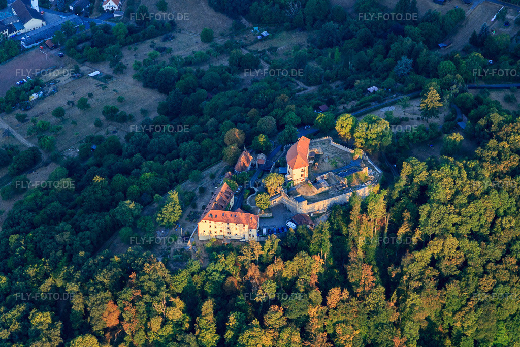 Luftbild: Schloß Reichenberg in Reichelsheim im Bundesland Hessen in Deutschland. Foto: IMG_109431.jpg vom 31.07.2018 durch Werner Riehm/FLY-FOTO.deSchloss Reichenberg