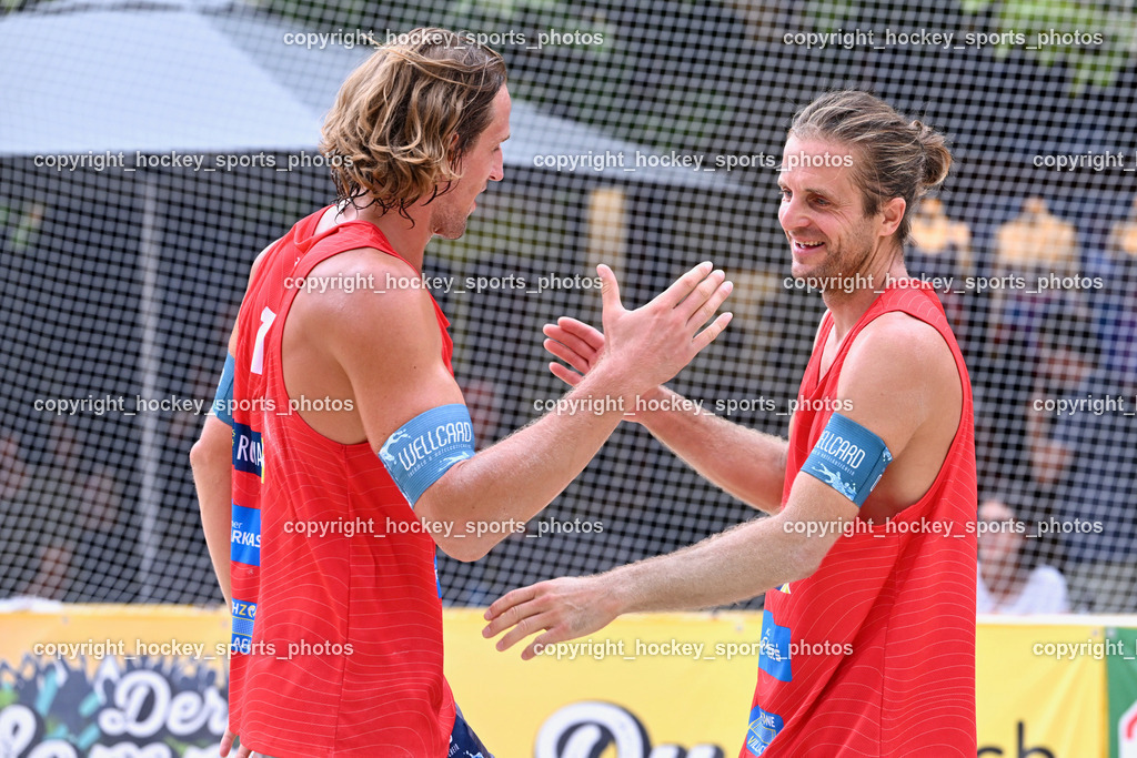 Kärntner Landesmeisterschaft Beach Volleyball | #2 HUBER Alexander Philipp, #1 FRIEDL Felix, Kärntner Landesmeisterschaft Beach Volleyball, Kärntner Landesmeisterschaft Beach Volleyball am 18.08.2024 in Villach (Rathausplatz Villach), Austria, (Photo by Bernd Stefan)