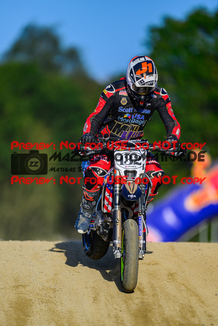 MaZZes_Fotomatrix_20241004_6007705_2691 | PRESTIGE