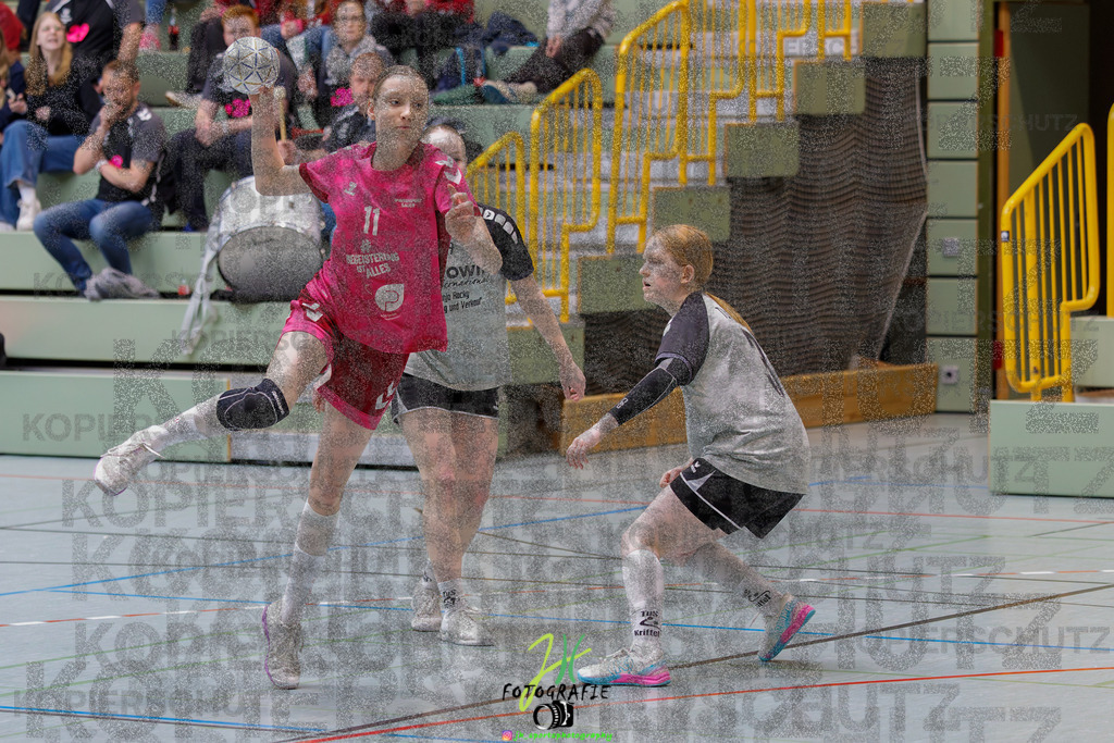 Hessenmeisterschaft wJC - Spiel um Platz 3; TuS Kriftel - SG Schenklengsfeld | Hessenmeisterschaft wJC - Spiel um Platz 3; TuS Kriftel - SG Schenklengsfeld am 22.03.2025 in Biedenkopf (Sporthalle Lahntalschule)Photo © 2025 - Jörg Heinrich - Realisiert mit Pictrs.com