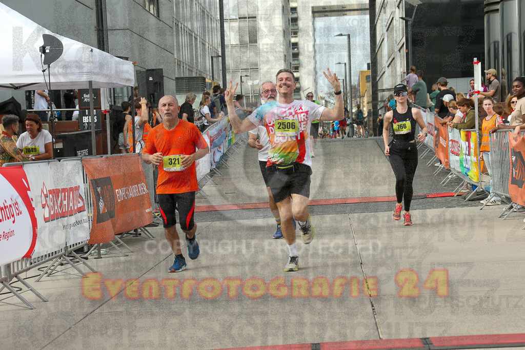 250920_1523_EX1_9181 | Sportfotografie im Rhein-Sieg Kreis, Köln, Bonn, NRW, Rheinland Pfalz, Hessen, etc. Unser Tätigkeitsfeld umfasst den Laufsport vom Volkslauf über den Marathon, Duathlon, Triathon bis zum Ultralauf wie Kölnpfad Ultra oder Schindertrail.