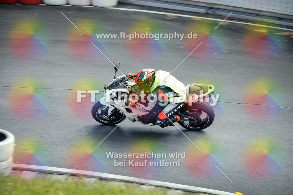 OBK_Mai_Justin_Uwe-10710 | Hier findet Ihr Bilder von Touristenfahrten auf der Nürburgring Nordschleife oder von anderen Veranstaltungen die ich besucht habe. Viel Spass beim Durch Schauen 