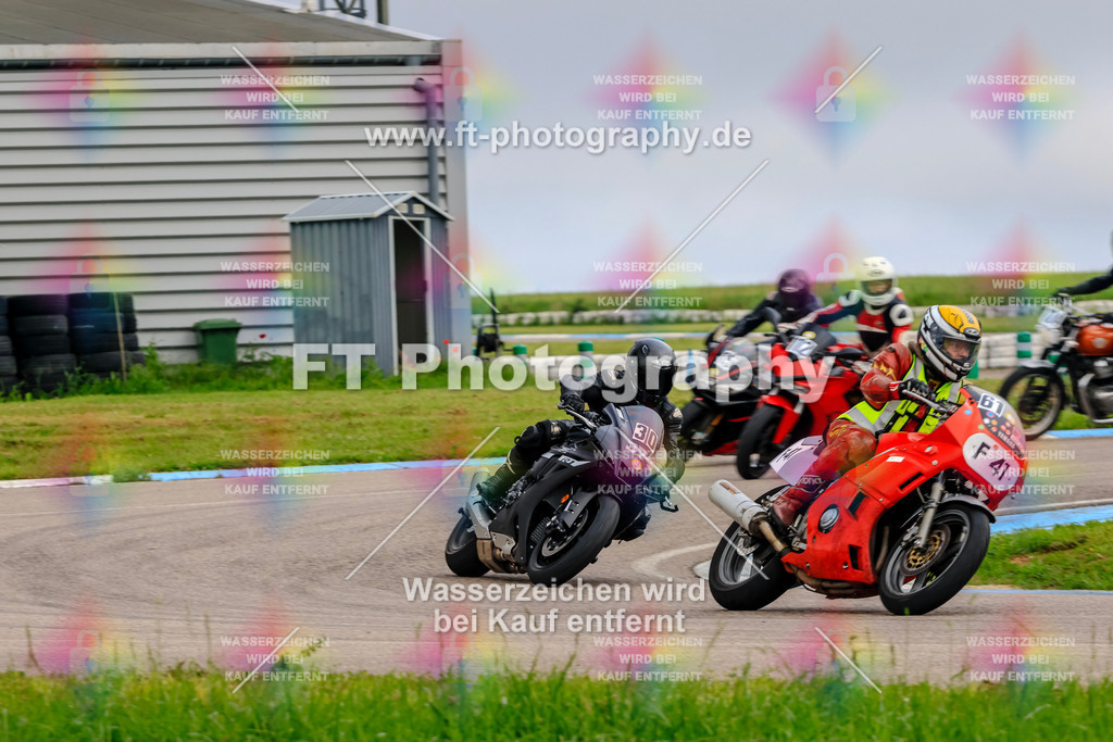 MotoTeam-8054 | Hier findet Ihr Bilder von Touristenfahrten auf der Nürburgring Nordschleife oder von anderen Veranstaltungen die ich besucht habe. Viel Spass beim Durch Schauen 