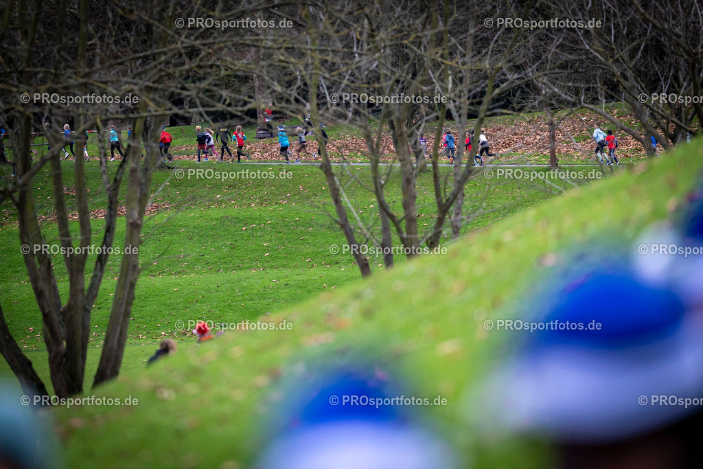 Bonner Nikolauslauf in Bonn, 08.12.2024 | Impressionen vom Bonner Nikolauslauf am 08.12.2024 in Bonn (Freizeitpark Rheinaue). Foto: BEAUTIFUL SPORTS/Axel Kohring