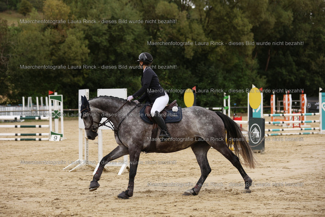 HG9A5020 | laurarinckfotografie - Realisiert mit Pictrs.com