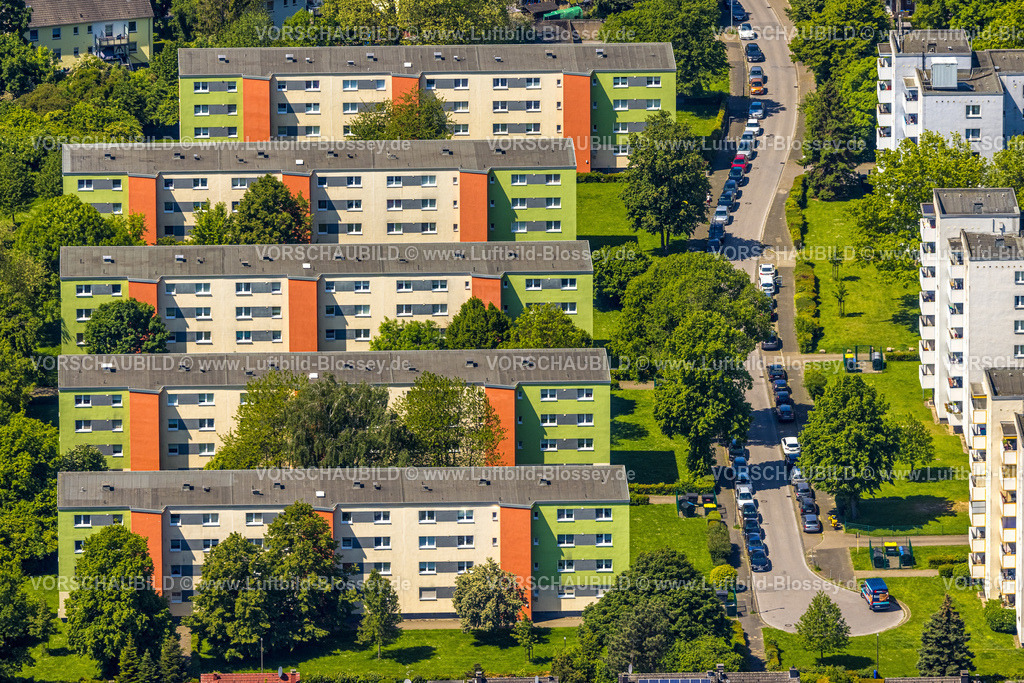Gelsenkirchen230511644 | Luftbild, Reihenhäuser Wohnsiedlung Hagemannshof, Hochhäuser, Bismarck, Gelsenkirchen, Ruhrgebiet, Nordrhein-Westfalen, Deutschland