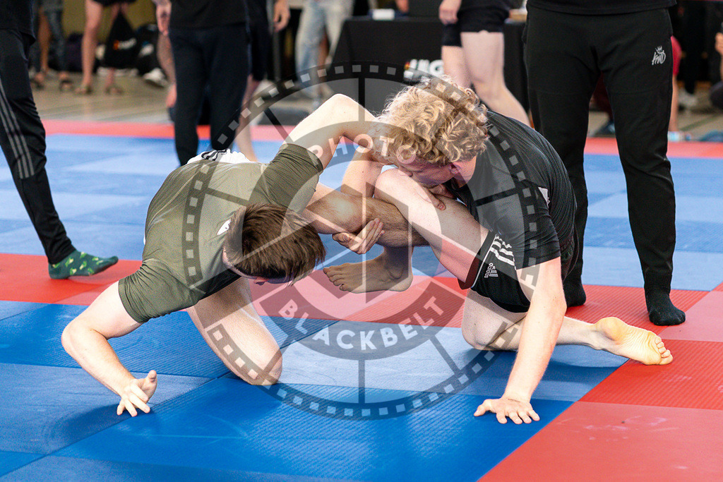20250510PBB2541 | Athletes compete during the JJLG Berlin Open Jiu-Jitsu Championship on May 10, 2025 in Berlin, Germany. © Chiara Dazi / photoblackbelt
