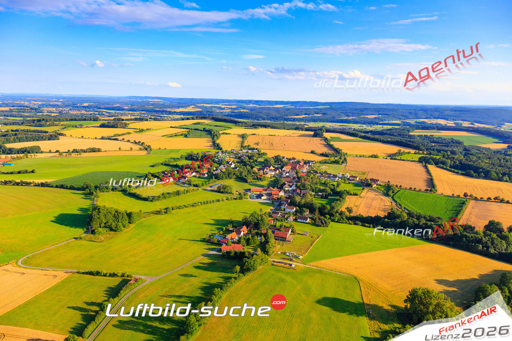 Die Luftaufnahme der Stadt Burgkunstadt wurde vom UL-Flugzeug heraus erstellt ( keine Drohne )- hohe Auflösung für beste Qualität