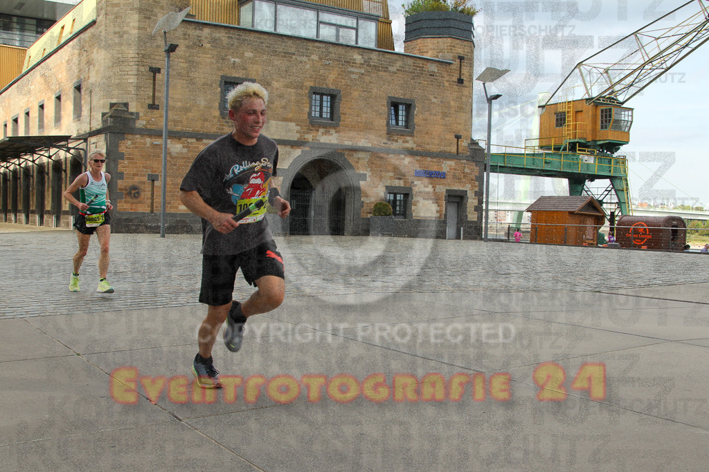 250920_1522_EV4_8611 | Sportfotografie im Rhein-Sieg Kreis, Köln, Bonn, NRW, Rheinland Pfalz, Hessen, etc. Unser Tätigkeitsfeld umfasst den Laufsport vom Volkslauf über den Marathon, Duathlon, Triathon bis zum Ultralauf wie Kölnpfad Ultra oder Schindertrail.