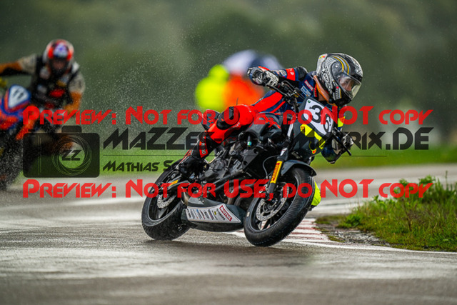 MaZZes_FotoMatrix_220917_7757 | TWIN CUP