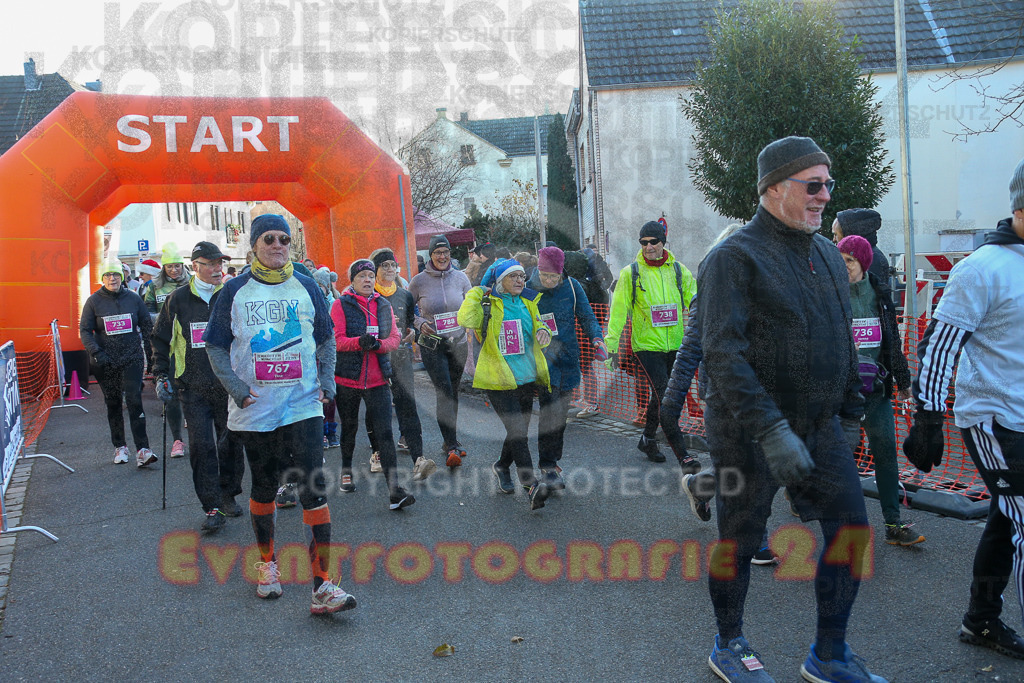241201_1030_EX1_8221 | Sportfotografie im Rhein-Sieg Kreis, Köln, Bonn, NRW, Rheinland Pfalz, Hessen, etc. Unser Tätigkeitsfeld umfasst den Laufsport vom Volkslauf über den Marathon, Duathlon, Triathon bis zum Ultralauf wie Kölnpfad Ultra oder Schindertrail.