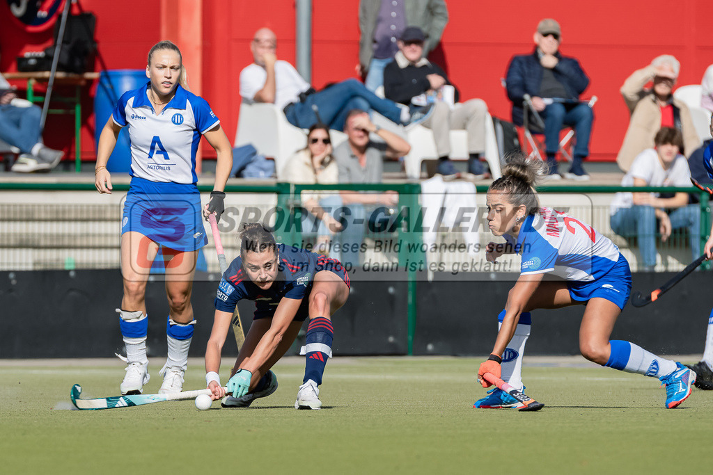 HK_20231007_105044 | 1.Bundesliga Damen Düsseldorfer HC - Großflottbeker THGC am 7.10.2023 DHC, Düsseldorf , Selin Oruz ( Düsseldorfer HC #14 ) , Sofia Nabila Maldonado Maxzud ( Großflottbeker THGC )