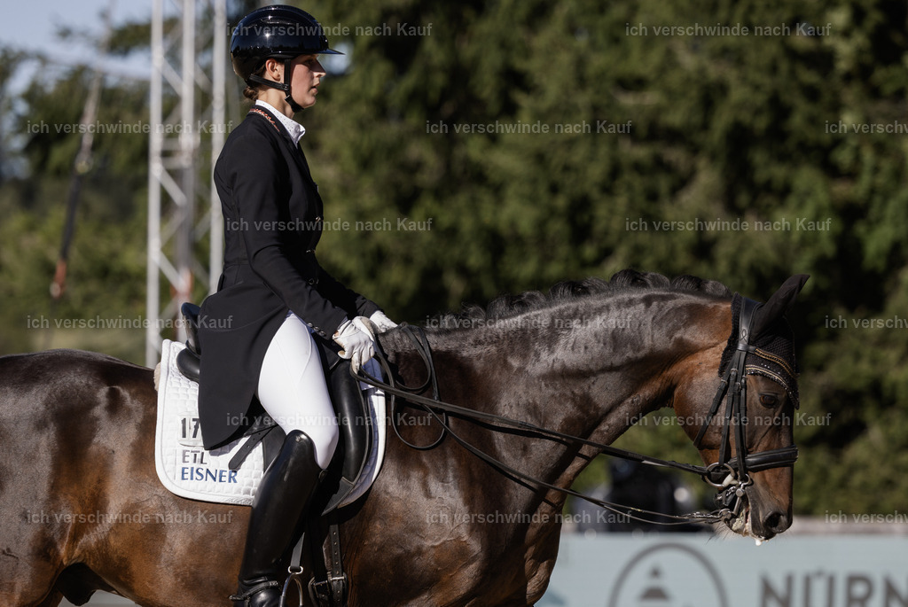 FHC2026_P09_173_18730 | Fichtenhof Classics 2026 – Grand Prix de Dressage - VOLTAIRE Design Preis, Reitanlage Fichtenhof, Sch ftlarn