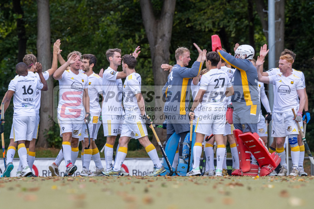 SFE_20231014_0007 | Hockey 1. Bundesliga Herren Rot-Weiss - Harvestehuder THC am 14.10.2023 in Köln (KTHC Stadion Rot-Weiss Köln Tennis and Hockey Club), Photo: Stephan Fehrmann 2023 (Sports-Gallery)