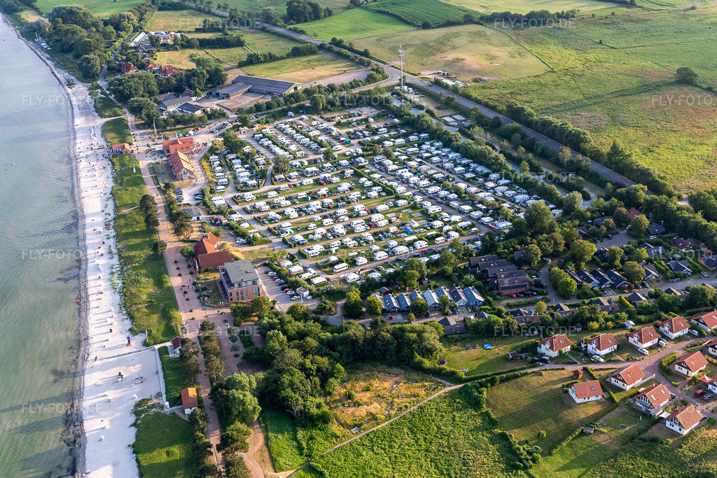 Luftbild: Camping HOLNIS, Ostseecamp Glücksburg - Holnis im Ortsteil Bockholm in Glücksburg im Bundesland Schleswig-Holstein in Deutschland. Foto: IMG_127858.jpg vom 23.07.2021 durch Werner Riehm/FLY-FOTO.de