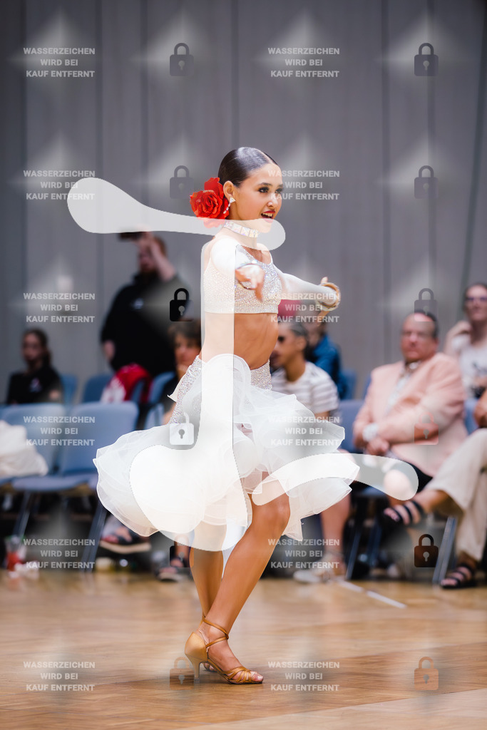 GOC 2025 - WDSF Solo Junior II Latin Female - 2025-08-21-8599 | Webshop for digital downloads and prints of dance sport, event & show photographer Julian Link - Realisiert mit Pictrs.com