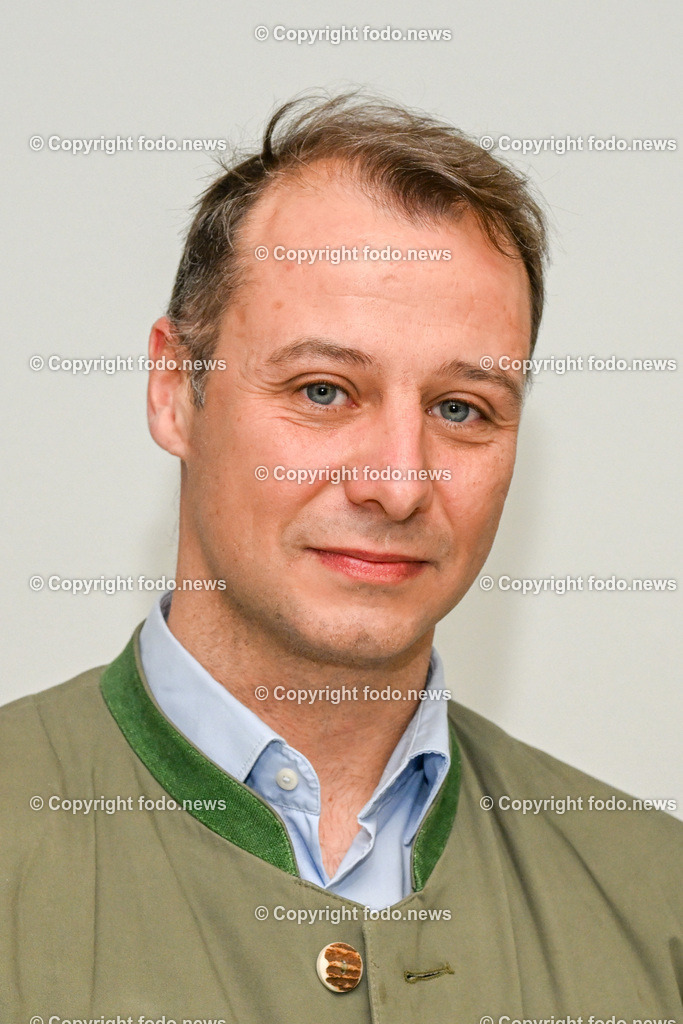 Pressekonferenz Landwirtschaftskammer OÖ_ Wildschadensberatung_ 03.04.2023-6 | 03.04.2023, Landwirtschaftskammer Ooe, AUT, Pressekonferenz Landwirtschaftskammer Ooe, Wildschadensberatung, im Bild Wolf-Dietrich Schlemper (Wildschadensberater der LK Ooe)