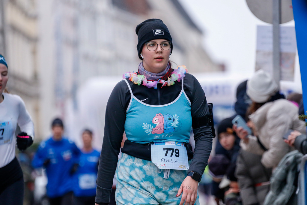 AW_20231231awmac8397 | WELS, 31.12.2023, Sparkasse Silvesterlauf Wels 2023 , Image shows: Photo: WAPICS / Andreas Willdoner