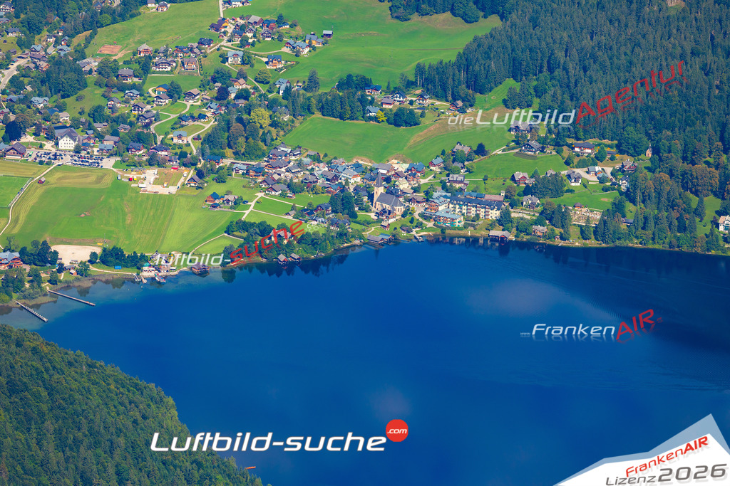 Klassische Luftaufnahme ohne Drohne zeigt:Fischerndorf bei Altaussee - Die Luftbildaufnahme wurde 2025 vom UL-Flugzeug heraus erstellt ( keine Drohne ) - Hochauflösende Luftaufnahme -Nicht vergleichbar mit Google Maps oder Satelittenbilder- Die Geschenkidee !Mit Lizenz und Bildrechte bestellbar