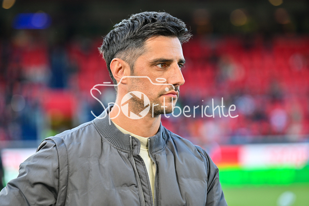 1. FC Heidenheim - SV Elversberg 07 | Im bild Lars STINDL / Einzelfoto / Freisteller / Relegation Bundesliga: 1. FC Heidenheim - SV Elversberg 07, Voith-Arena am 22.05.2025 / DFL REGULATIONS PROHIBIT ANY USE OF PHOTOGRAPHS AS IMAGE SEQUENCES AND/OR QUASI-VIDEO / Sat1 / RAN