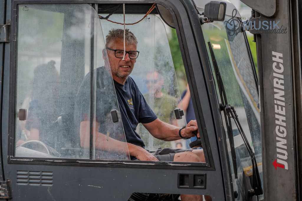 DSC_5624 | "Fussifoto.com – Ihr Ansprechpartner für hochwertige Fotografie! Entdecken Sie kreative Bilder und professionelle Dienstleistungen. Kontaktieren Sie uns für Ihre Projekte!"