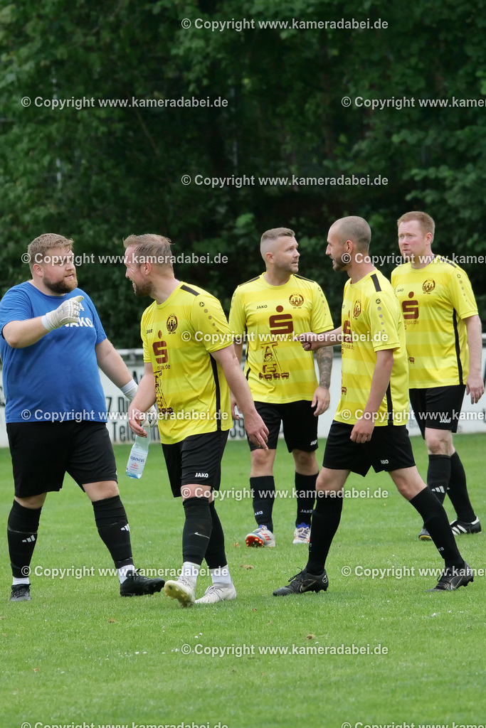 Fußball Kreisliga C : VFB Lohberg 2 - Duisburger FV 08 3 am 17.08.20205 in Dinslaken Lohberg | Fußball Kreisliga C : VFB Lohberg 2 (gelbe Trikots) - Duisburger FV 08 3 am 17.08.20205 in Dinslaken Lohberg - Realisiert mit Pictrs.com