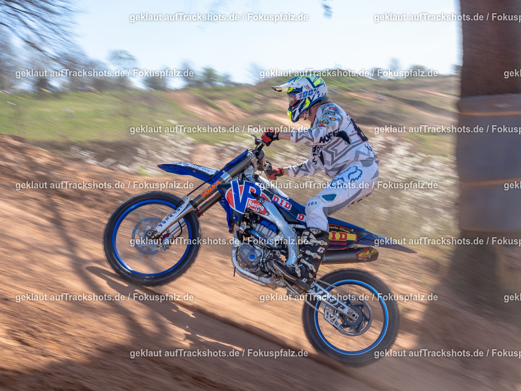 Schweyen040525-97 | Trackshots.de / Fokuspfalz.de - Realisiert mit Pictrs.com