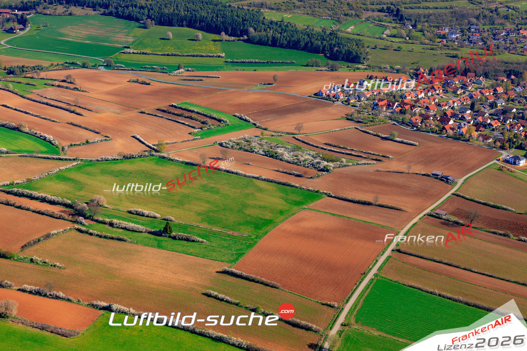 Die Luftaufnahme der Stadt Marktrodach wurde 2017 vom Flugzeug heraus erstellt ( keine Drohne )- hohe Auflösung für beste Qualität