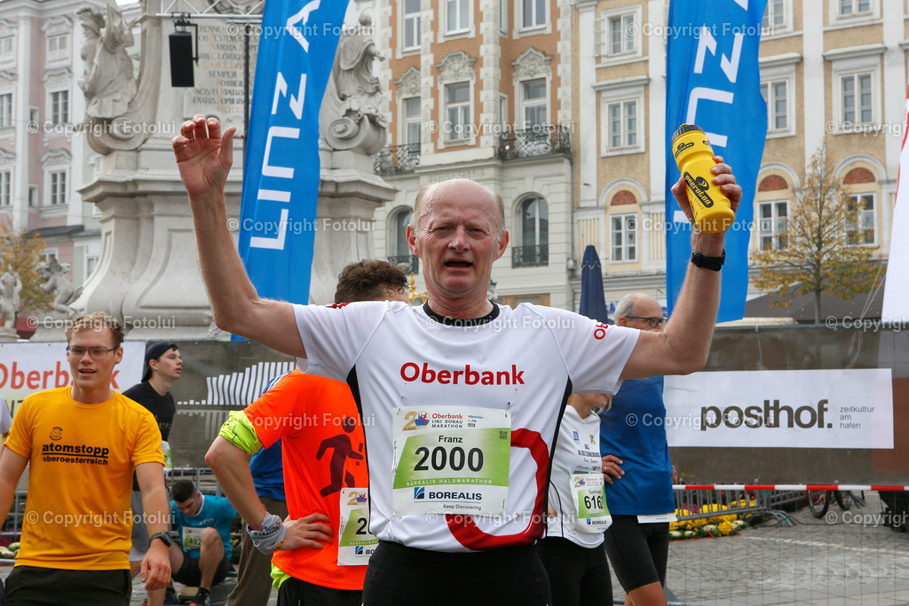 A_LUI_231022_02 | SPORT,MARATHON, 20.OBERBANK LINZ DONAU MARATHON 2022 IM BILD: DR.FRANZ GASSELSBERGER   FOTO:FOTOLUI/OBERBANK