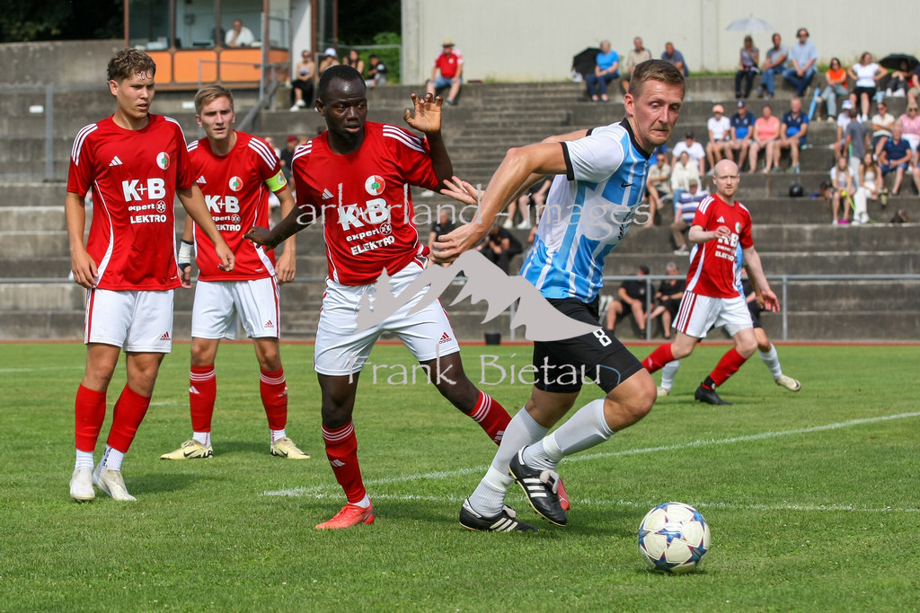 993T3293 | Medien- Sport- Entertainmentfotos