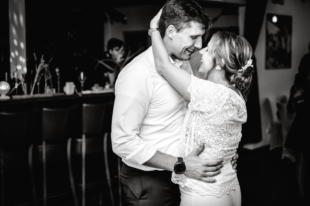 JP Hochzeit--201 | foto-emotionen - Realisiert mit Pictrs.com