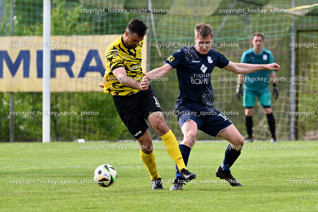 FC Faakersee vs. FC Dölsach | #18 Andreas Unterguggenberger FC Faakersee, #14 Stefan Mariner FC Dölsach, FC Faakersee vs. FC Dölsach, FC Faakersee vs. FC Dölsach am 20.04.2025 in Finkenstein (Sportplatz Finkenstein), Austria, (Photo by Bernd Stefan)