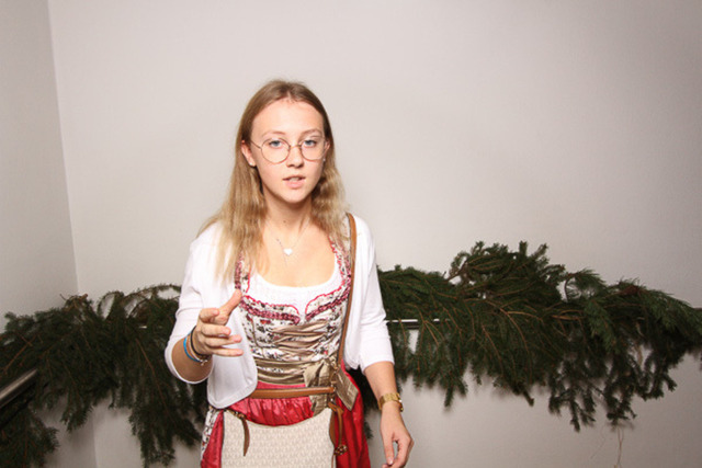 FotoKastl_Kathrein_Tanz_Goldbrunnhof_20231117_0264 | Vermietung und Verleih von Fotobox mit Drucker in Kärnten, Völkermarkt, Klagenfurt, Wolfsberg, St. Veit, Villach. Für ihre Hochzeit, Polterabend, Geburtstagsfeier, Firmen Feier, Weihnachtsfeier. Anlieferung oder Selbstabholung mit Drucker  Fotos digital - Realisiert mit Pictrs.com