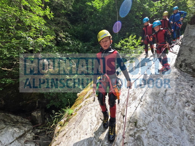 GOPR0471 | Bestelle die Bilder deines Berg- oder Wasser-Abenteuers mit Mountain Sports bequem von zu Hause aus direkt über unseren Online Fotoshop von pictrs.com. - Realisiert mit Pictrs.com