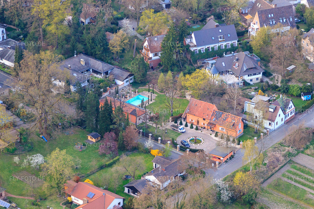 Luftbild: Parkring x Ziegelbergstr in Jockgrim im Bundesland Rheinland-Pfalz in Deutschland. Foto: IMG_63434.jpg vom 28.03.2014 durch Werner Riehm/FLY-FOTO.de