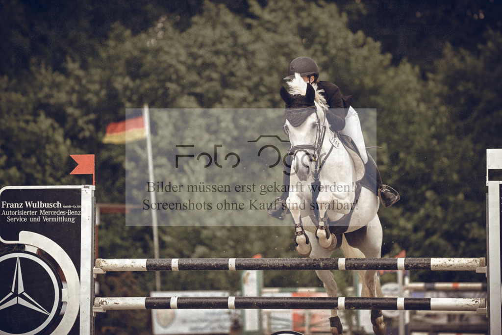 20240531-DOS_7461 | Entdecke hochwertige Reitturnierfotos von Foto Oger. Professionell, emotional und authentisch – jetzt Lieblingsmomente im Shop bestellen.Deutschlandweite Turnierfotografie. - Realized with Pictrs.com