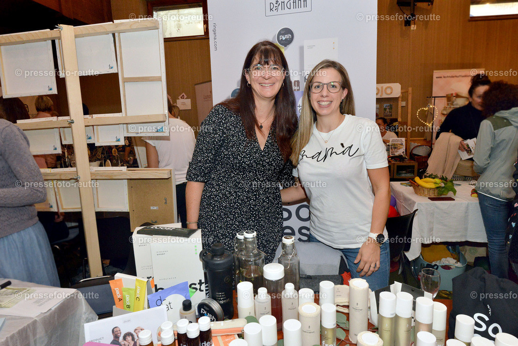 05-news-2022-Okt16-Frauenmesse-WB-RINGHANA-WTV_4923 | Info aus dem Bezirk Reutte/Ausserfern Tirol sowie eine umfangreiche Bilddatenbank über die gesamte Region: Lechtal, Talkessel Reutte, Tannheimertal, Zwischentoren. Lech, Plansee, Zugspitze, Grenztunnel, B179, Fernpassstraße, Verkehr, Lawinen, Tradition, - Realisiert mit Pictrs.com