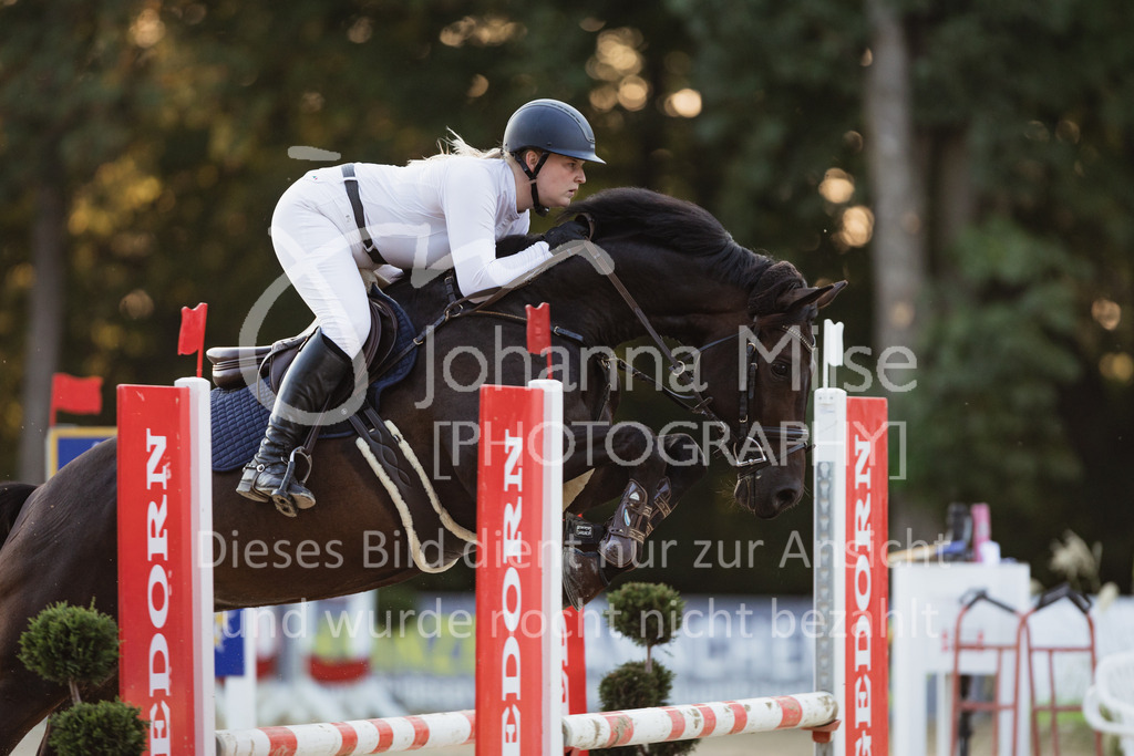 220825_Delbrueck_A1-Mannschaft-307 | Deine schönsten Turniermomente als professionelle Fotos! Entdecke hochwertige Pferdesport-Fotografie im Online-Shop. Jetzt Fotos finden & bestellen!