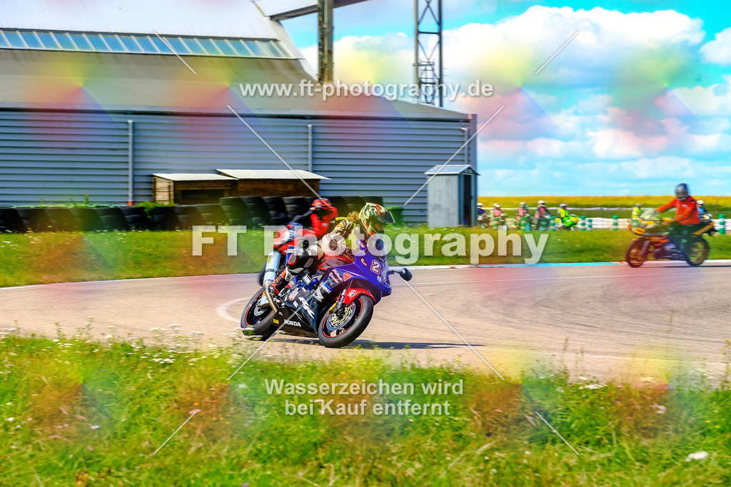 024-6093 | Hier findet Ihr Bilder von Touristenfahrten auf der Nürburgring Nordschleife oder von anderen Veranstaltungen die ich besucht habe. Viel Spass beim Durch Schauen 