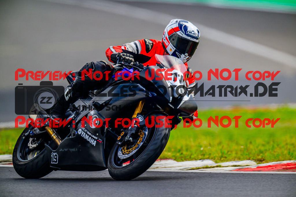 MaZZes_FotoMatrix_240519_6007705_1619 | Fotograf Mathias Schmid
Sportfotograf,
Eventfotograf,
Hochzeitsfotograf,
Portraitfotograf