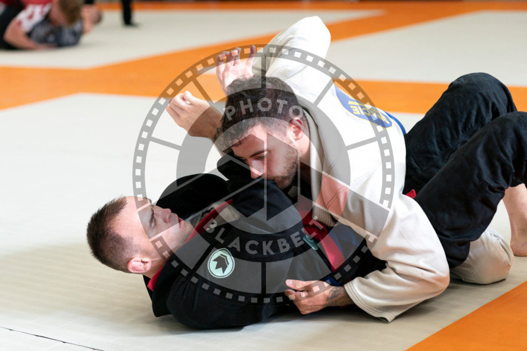 20240915PBB1213 | Athletes compete during the Grappling Industries’ grappling and Brazilian jiu-jitsu competition in Berlin, on September 15, 2024.