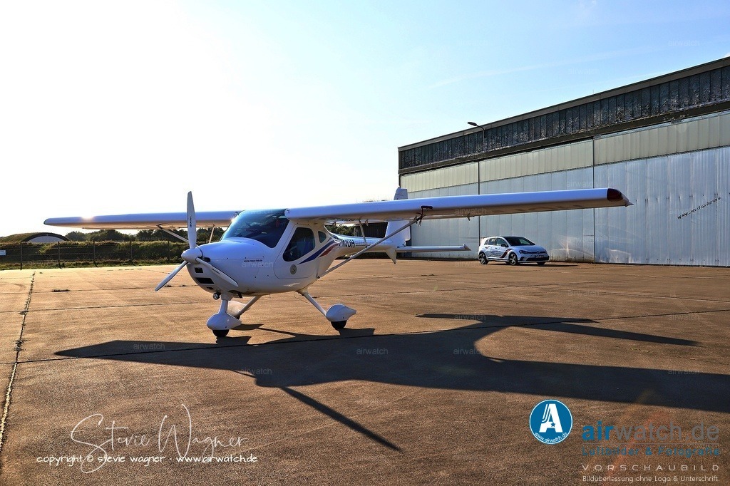 Remos G-3/600 - Abmessungen | Abmessungen - Spannweite: 9,80 m (32 ft 2 in)Länge: 6,47 m (21 ft 4 in)Höhe: 2,28 m (7 ft 6 in) - Tragfläche: 12,04 m² (130 ft²) Flügelbelastung: 10,08 lb/ft² (bei max. Abfluggewicht) 