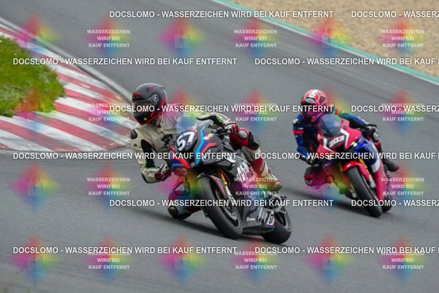 2026_05_08_PBK_24581_LRX | Sportfotografie; SlowMotion; Video; Rennstrecke; Hafeneger; Speer; Racing; RSE; BMW; CBO; Trackday; Motorsportarena; Hockenheimring; Brno; Most; Barcelona; Valencia