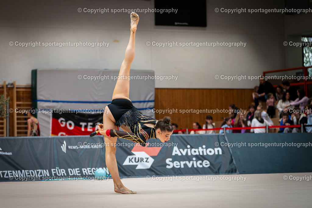 Z7A_3325 | HUN Elena Vukmir Gymnastik International 2026 in der Sporthalle Schmiden in Fellbach (Deutschland).Foto: Klaus Gruber / sportagenturphotography - Realisiert mit Pictrs.com