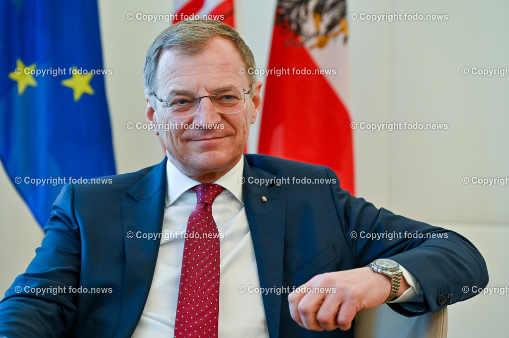 LH Thomas Stelzer (VP)_ 29.12.2022-30 | 29.12.2022, Landhaus Linz, AUT, LH Thomas Stelzer (VP), im Bild LH Thomas Stelzer (VP, Landeshauptmann Oberoesterreich)