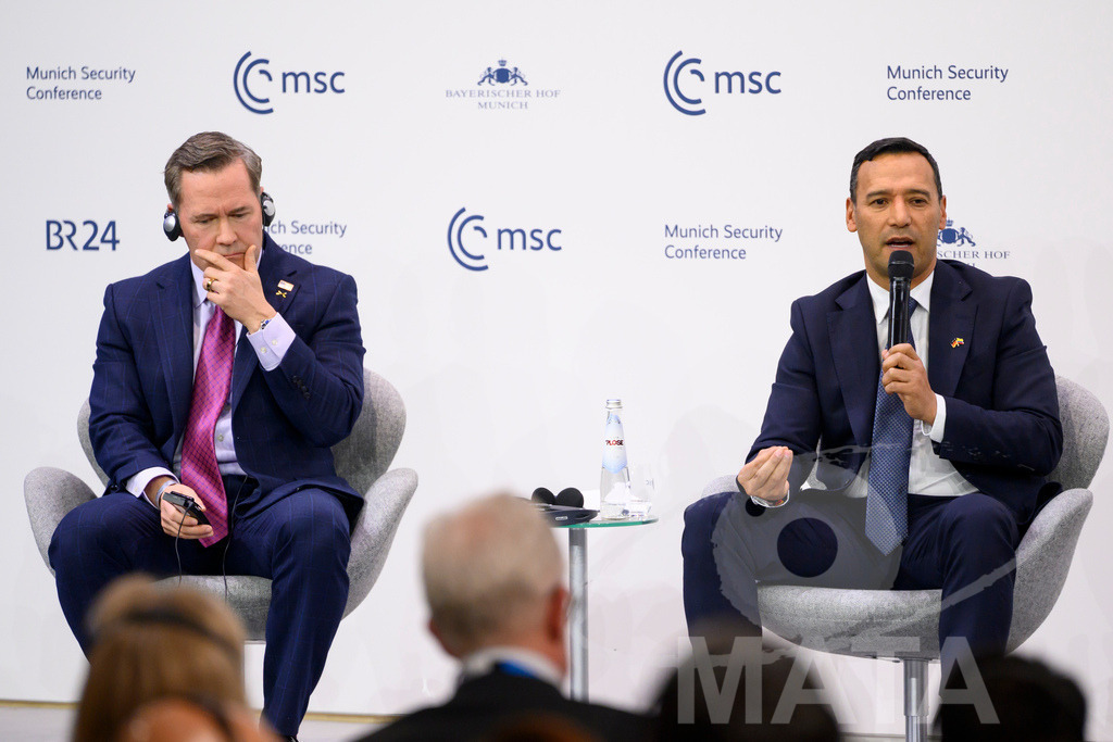 _DWI3702 | MATA IndoCon - Realisiert mit Pictrs.com