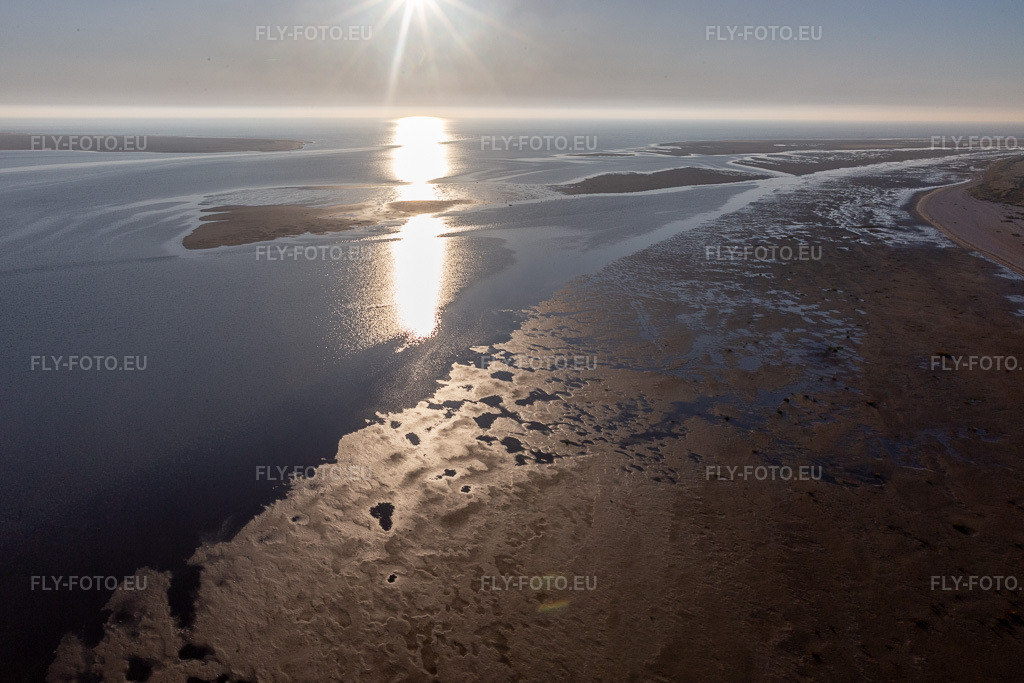 Vue aérienne: Vue de la ville à Fanø dans le département Syddanmark, Danemark. Photo: IMG_118917.jpg prise le 21/09/2019 par Werner Riehm/FLY-FOTO.eu – Résolution de l'original: 5266 x 3511 px