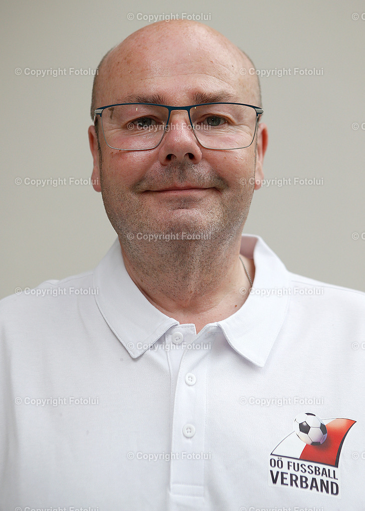 GRUPPENOBMAENNER_11 | bilder, linz, photo, foto, fussball, sport, fotolui, bundesliga